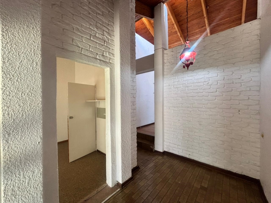 4 Bedroom Property for Sale in Van Der Hoff Park North West